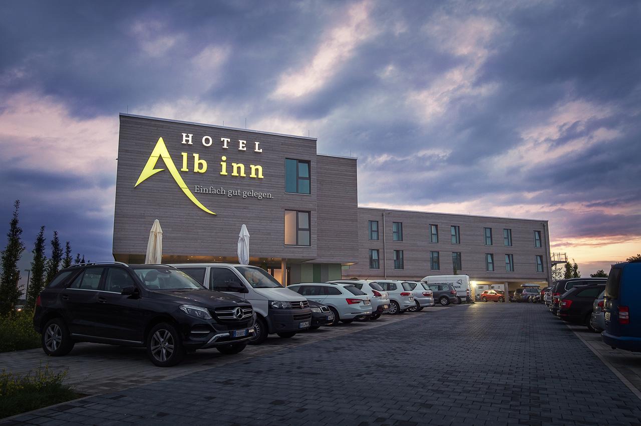 Alb Inn - Hotel & Apartments メルクリンゲン エクステリア 写真